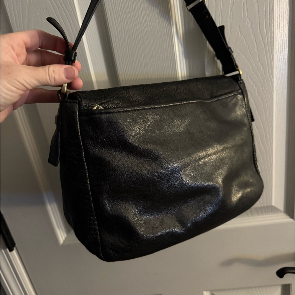 Fossil Classic Leather Black Crossbody Bag - Picture 3 of 6